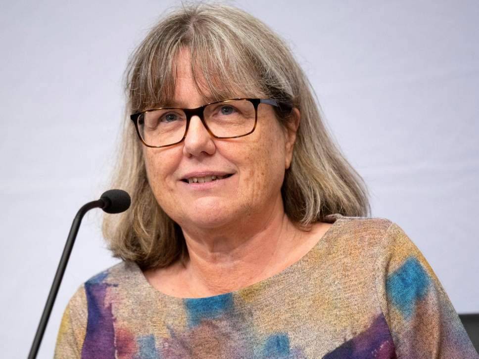 Nobel Fizik Ödülünü Kazanan Tarihteki Üçüncü Kadın: Donna Strickland ...